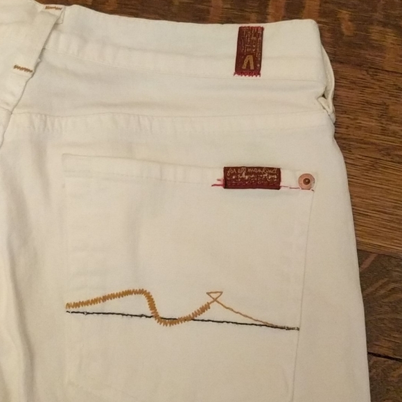 🎉 Host Pick 🎉 SALE:7 for All Mankind vintage white jeans size 28 - Picture 2 of 11